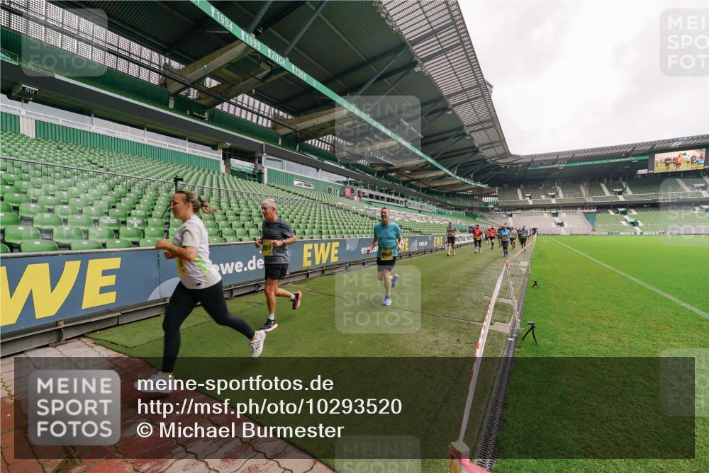 13.09.2026 - 21. swb-Marathon Bremen Michael Burmester http://msf.ph/oto/10293520 13.09.2026 10:32:25 Laufen im Stadion 10067, 10078, 10141, 10146, 10166, 10203, 10222, 10226, 10243, 10246, 10249, 10255, 10256, 10284, 10300, 10322, 10365, 10372, 10374, 10379, 10383, 10394, 10410, 10443, 10471, 10478, 10479, 10486, 10494, 10503, 10517, 10518, 10529, 10540, 10543, 10550, 10555, 10565, 10577, 10579, 10589, 10608, 10610, 10626, 10631, 10646, 10670, 10675, 10684, 10685, 10690, 10703, 10704, 10707, 10708, 10721, 10725, 10728, 10771, 10794, 10798, 11350, 11379 meine-sportfotos.de