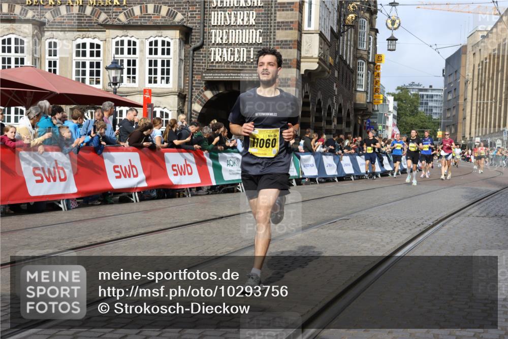 13.09.2026 - 21. swb-Marathon Bremen Strokosch-Dieckow http://msf.ph/oto/10293756 13.09.2026 10:47:14 Ziel 10289, 10445, 10504, 11060, 11199, 11212, 11344, 11608, 11661, 11783, 12364, 12375, 10189, 10310, 10319, 10807, 10898, 11187, 11269, 11462, 12048, 12195, 12298, 13528, 13545 meine-sportfotos.de