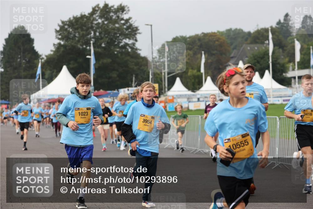 13.09.2026 - Kiel Lauf Andreas Tolksdorf http://msf.ph/oto/10293896 13.09.2026 09:25:15 Kiellinie 38, 1023, 48, 3954, 3844, 10555, 3416 meine-sportfotos.de