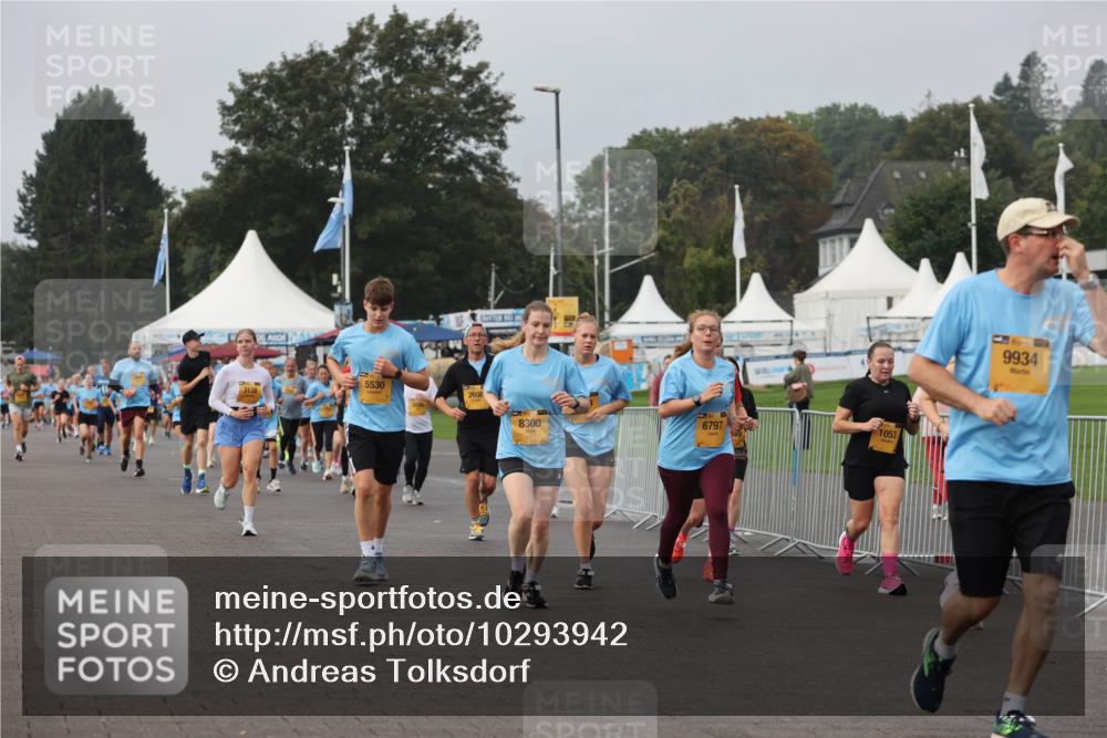 13.09.2026 - Kiel Lauf Andreas Tolksdorf http://msf.ph/oto/10293942 13.09.2026 09:25:25 Kiellinie 5530, 3138, 2608, 8300, 6797, 1053, 9934 meine-sportfotos.de