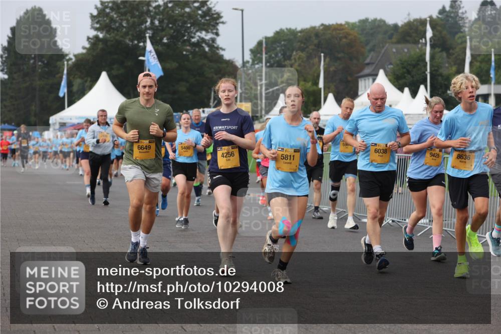 13.09.2026 - Kiel Lauf Andreas Tolksdorf http://msf.ph/oto/10294008 13.09.2026 09:25:39 Kiellinie 7430, 38, 6649, 5400, 4, 39, 40, 4256, 38, 5811, 590, 6038, 9425, 8636 meine-sportfotos.de