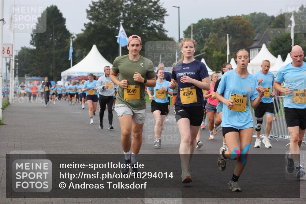13.09.2026 - Kiel Lauf Andreas Tolksdorf http://msf.ph/oto/10294014 13.09.2026 09:25:39 Kiellinie 36, 7430, 38, 6649, 5400, 1, 35, 964, 6038, 1, 35, 4, 29, 4256, 5811 meine-sportfotos.de