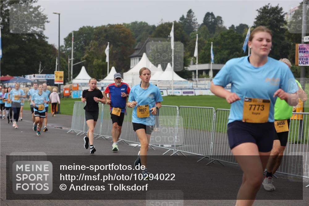 13.09.2026 - Kiel Lauf Andreas Tolksdorf http://msf.ph/oto/10294022 13.09.2026 09:25:47 Kiellinie 10036, 3827, 7773, 9456 meine-sportfotos.de