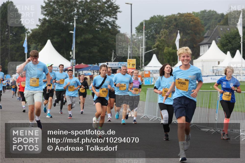 13.09.2026 - Kiel Lauf Andreas Tolksdorf http://msf.ph/oto/10294070 13.09.2026 09:25:55 Kiellinie 1068, 402, 10299, 10009, 2031, 90, 1324, 699, 9986, 10445 meine-sportfotos.de