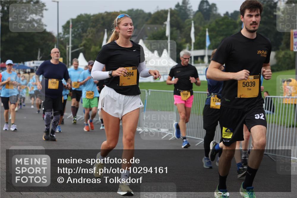 13.09.2026 - Kiel Lauf Andreas Tolksdorf http://msf.ph/oto/10294161 13.09.2026 09:26:13 Kiellinie 1402, 38, 994, 5658, 1243, 38, 5039, 02 meine-sportfotos.de