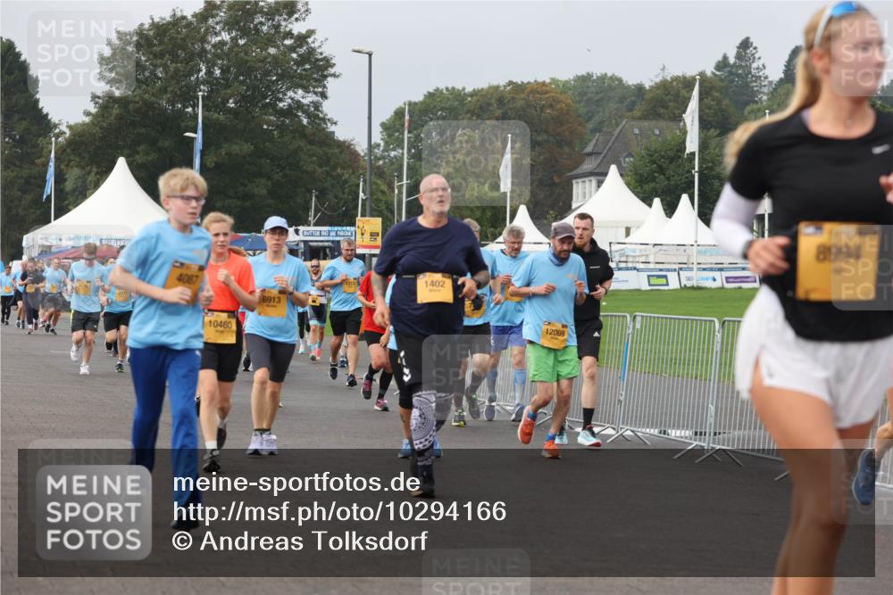 13.09.2026 - Kiel Lauf Andreas Tolksdorf http://msf.ph/oto/10294166 13.09.2026 09:26:14 Kiellinie 4087, 10460, 6913, 1402, 12069, 8994 meine-sportfotos.de