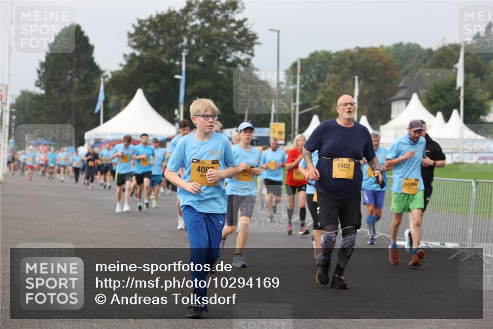 13.09.2026 - Kiel Lauf Andreas Tolksdorf http://msf.ph/oto/10294169 13.09.2026 09:26:15 Kiellinie 33, 408, 1402, 12069 meine-sportfotos.de