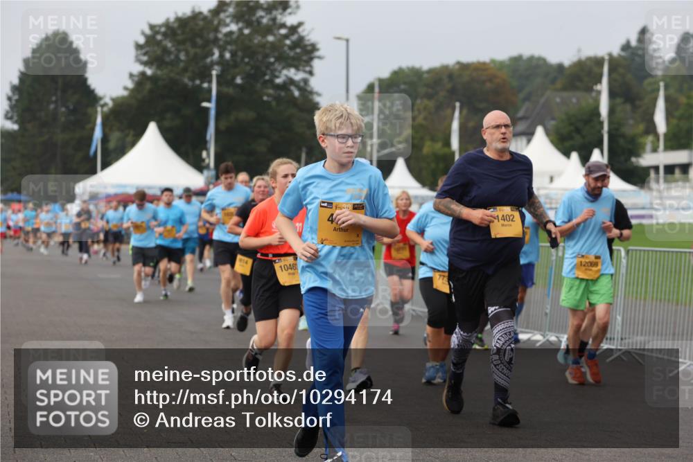 13.09.2026 - Kiel Lauf Andreas Tolksdorf http://msf.ph/oto/10294174 13.09.2026 09:26:15 Kiellinie 18014, 10460, 4, 39, 1402, 12069 meine-sportfotos.de