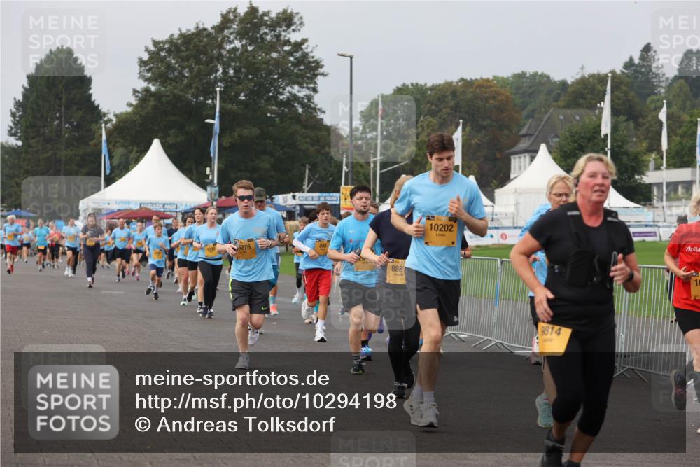 13.09.2026 - Kiel Lauf Andreas Tolksdorf http://msf.ph/oto/10294198 13.09.2026 09:26:19 Kiellinie 1503, 276, 39, 8887, 10202, 9814 meine-sportfotos.de