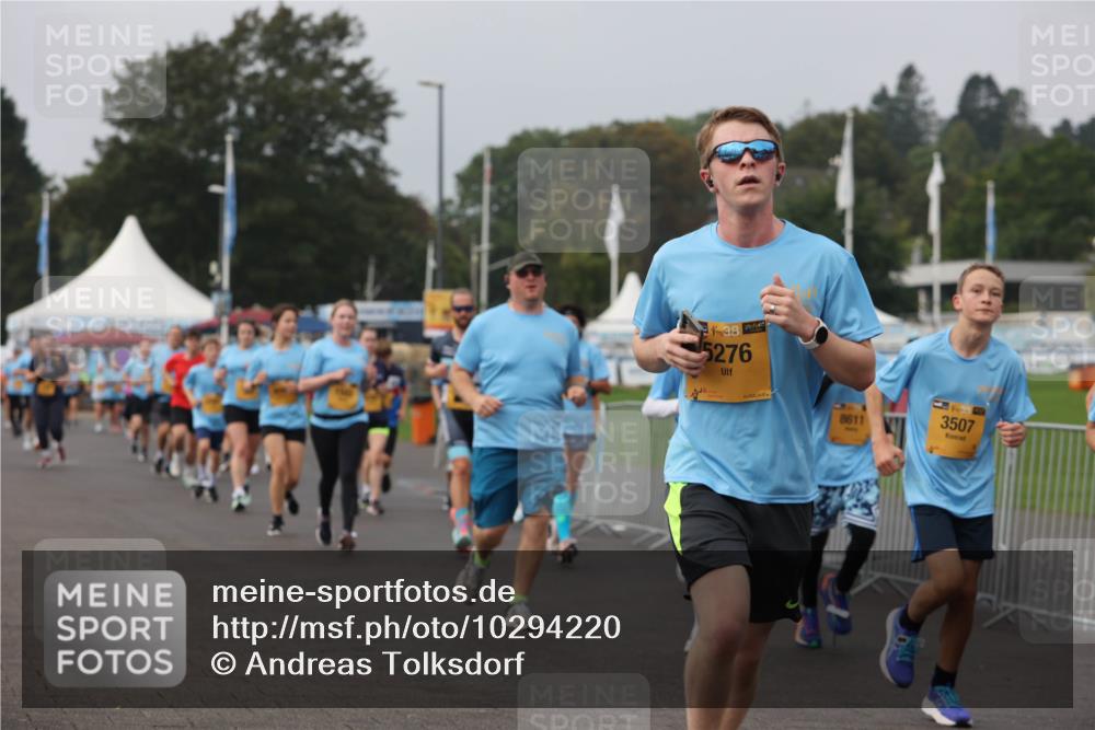 13.09.2026 - Kiel Lauf Andreas Tolksdorf http://msf.ph/oto/10294220 13.09.2026 09:26:22 Kiellinie 4, 38, 5276, 8611, 3507 meine-sportfotos.de