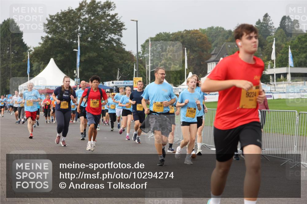 13.09.2026 - Kiel Lauf Andreas Tolksdorf http://msf.ph/oto/10294274 13.09.2026 09:26:31 Kiellinie 2012, 1966, 1235, 11655, 12351, 579, 11653, 9224 meine-sportfotos.de