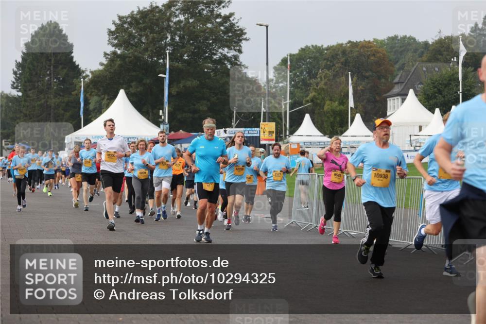 13.09.2026 - Kiel Lauf Andreas Tolksdorf http://msf.ph/oto/10294325 13.09.2026 09:26:38 Kiellinie 10172, 1030, 6809, 2671, 0409, 12259, 2527, 7948, 9528, 10938 meine-sportfotos.de