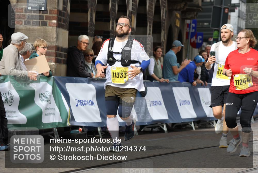 13.09.2026 - 21. swb-Marathon Bremen Strokosch-Dieckow http://msf.ph/oto/10294374 13.09.2026 11:20:17 Ziel 10430, 10882, 11546, 12472, 10161, 11296, 12285, 12374 meine-sportfotos.de