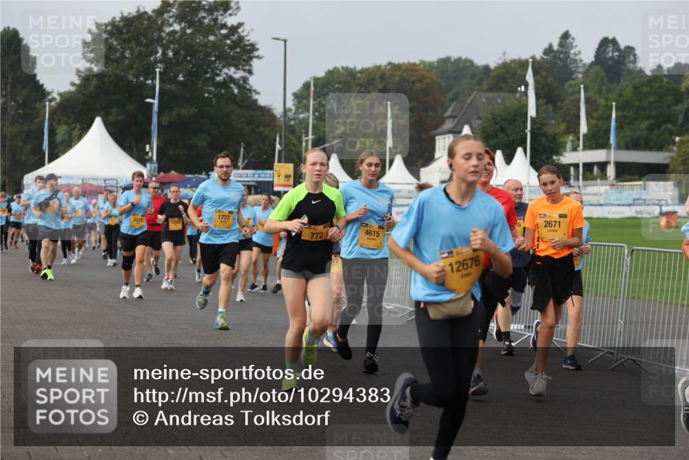 13.09.2026 - Kiel Lauf Andreas Tolksdorf http://msf.ph/oto/10294383 13.09.2026 09:26:47 Kiellinie 6577, 12347, 1777, 772, 77, 4615, 12676, 16, 38, 1, 2671 meine-sportfotos.de