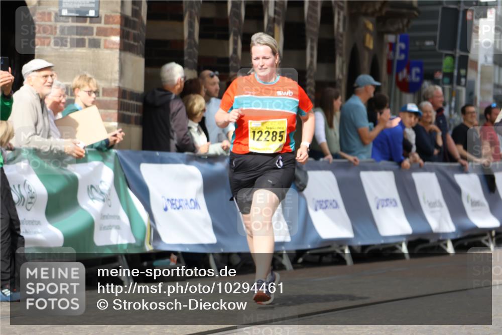 13.09.2026 - 21. swb-Marathon Bremen Strokosch-Dieckow http://msf.ph/oto/10294461 13.09.2026 11:20:33 Ziel 11244, 11333, 11337, 12374, 11529, 11530, 11675, 12153, 12316, 12317 meine-sportfotos.de