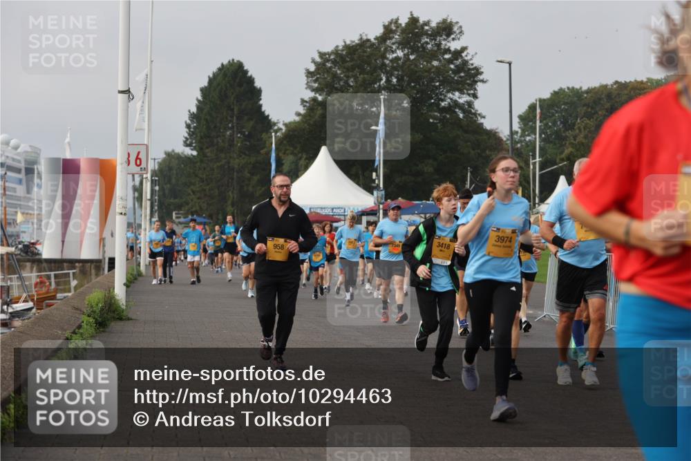 13.09.2026 - Kiel Lauf Andreas Tolksdorf http://msf.ph/oto/10294463 13.09.2026 09:27:00 Kiellinie 36, 958, 7349, 3418, 3974 meine-sportfotos.de