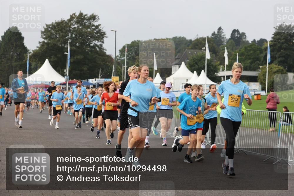 13.09.2026 - Kiel Lauf Andreas Tolksdorf http://msf.ph/oto/10294498 13.09.2026 09:27:10 Kiellinie 6048, 9385, 8189, 3717, 39, 2852 meine-sportfotos.de