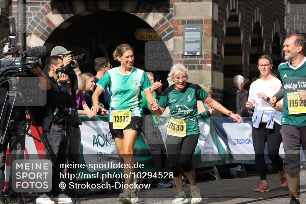 13.09.2026 - 21. swb-Marathon Bremen Strokosch-Dieckow http://msf.ph/oto/10294528 13.09.2026 11:20:45 Ziel 10161, 11296, 11541, 11980, 12285, 12374, 10407, 12542 meine-sportfotos.de