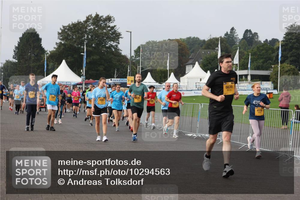 13.09.2026 - Kiel Lauf Andreas Tolksdorf http://msf.ph/oto/10294563 13.09.2026 09:27:20 Kiellinie 4166, 7494, 6639, 6, 8126, 9841, 4118 meine-sportfotos.de