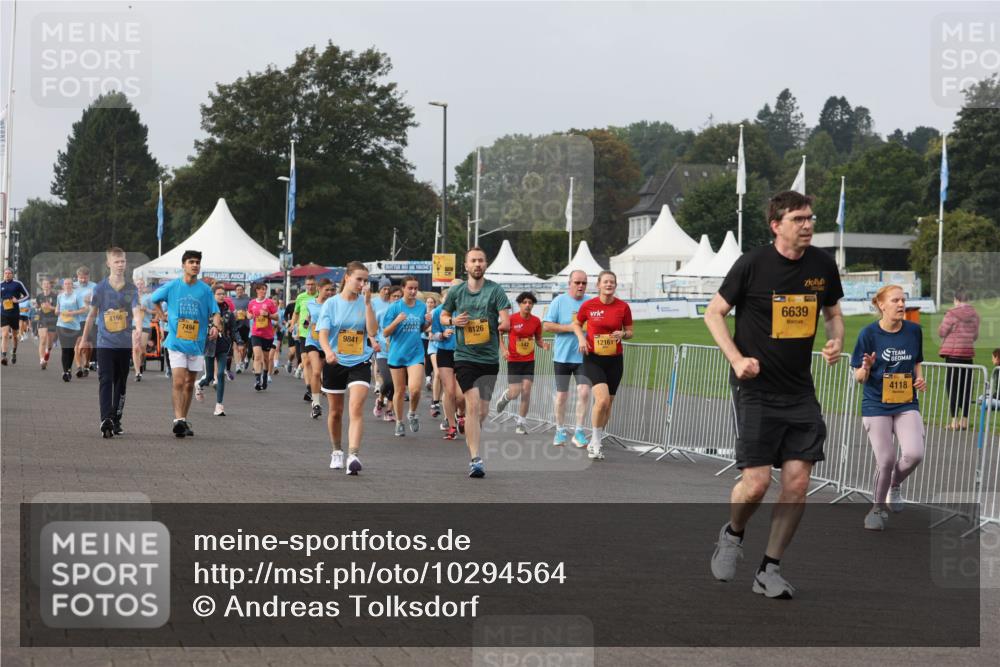 13.09.2026 - Kiel Lauf Andreas Tolksdorf http://msf.ph/oto/10294564 13.09.2026 09:27:20 Kiellinie 4166, 7494, 8126, 9841, 1216, 6639, 4118 meine-sportfotos.de