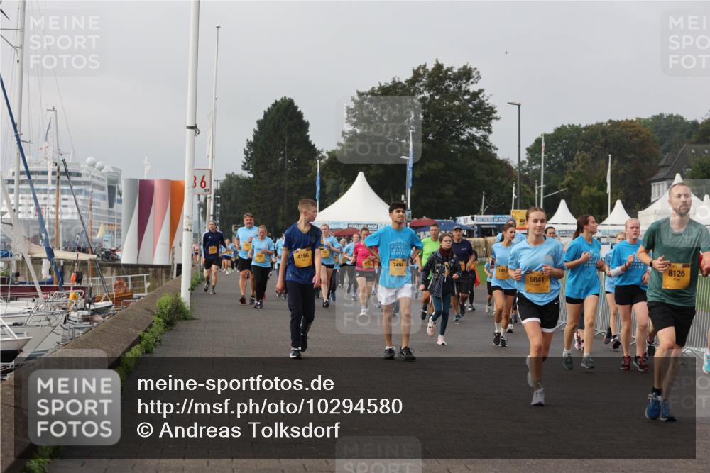 13.09.2026 - Kiel Lauf Andreas Tolksdorf http://msf.ph/oto/10294580 13.09.2026 09:27:22 Kiellinie 36, 4166, 7494, 1418, 9841, 8126 meine-sportfotos.de