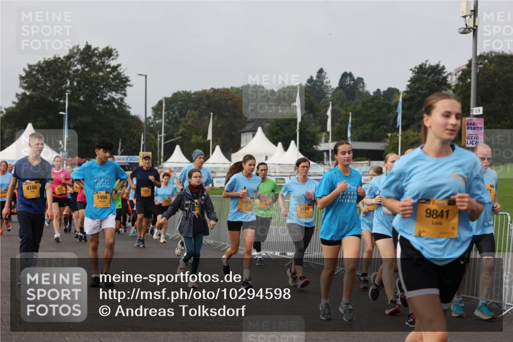13.09.2026 - Kiel Lauf Andreas Tolksdorf http://msf.ph/oto/10294598 13.09.2026 09:27:25 Kiellinie 4166, 7494, 1418, 1415, 9841 meine-sportfotos.de