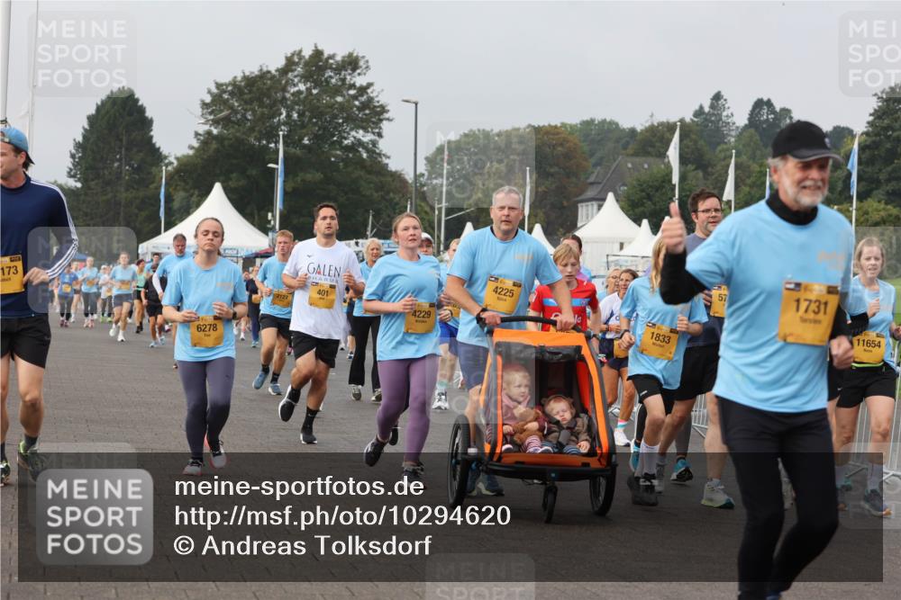 13.09.2026 - Kiel Lauf Andreas Tolksdorf http://msf.ph/oto/10294620 13.09.2026 09:27:37 Kiellinie 38, 173, 6278, 2127, 401, 4229, 4225, 1833, 57, 1731, 11654, 11 meine-sportfotos.de