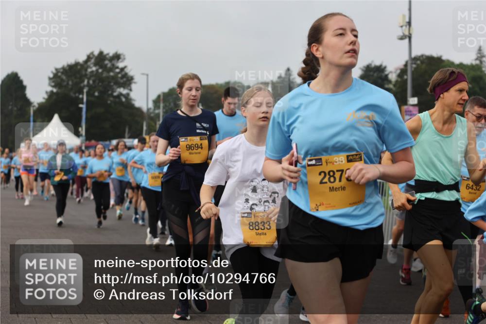 13.09.2026 - Kiel Lauf Andreas Tolksdorf http://msf.ph/oto/10294766 13.09.2026 09:27:57 Kiellinie 39, 9694, 198, 8833, 38, 287, 6432, 189 meine-sportfotos.de