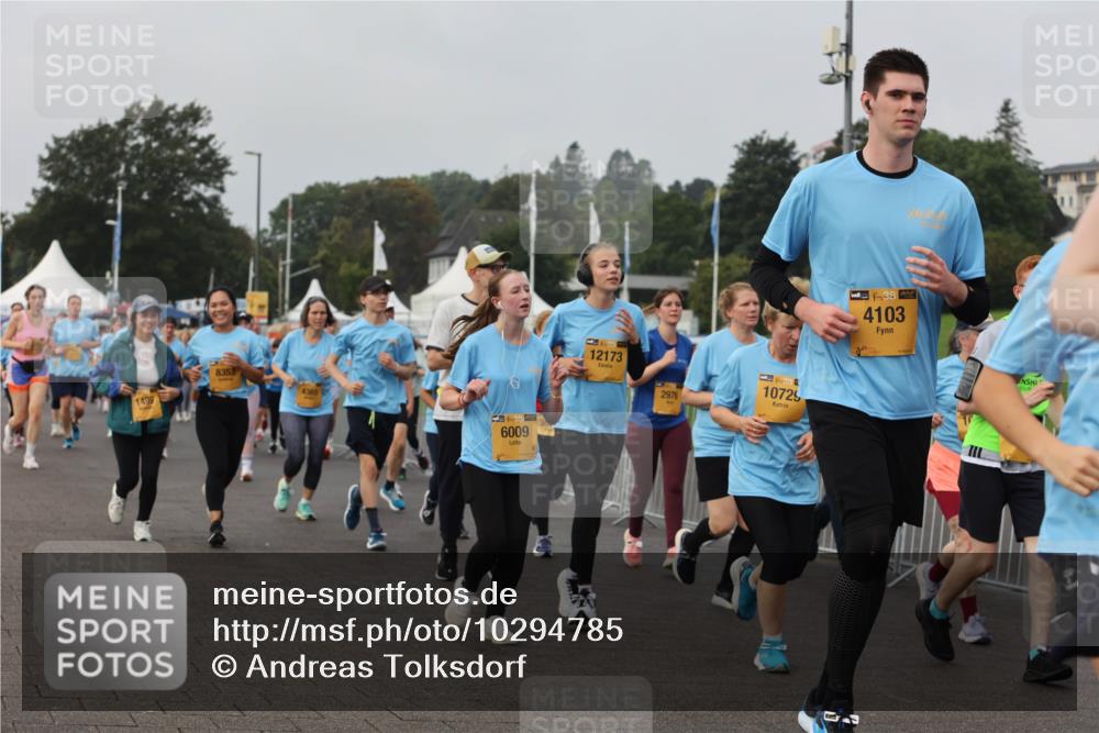 13.09.2026 - Kiel Lauf Andreas Tolksdorf http://msf.ph/oto/10294785 13.09.2026 09:27:59 Kiellinie 1499, 8353, 39, 6009, 12173, 2976, 39, 10729, 38, 4103, 11 meine-sportfotos.de