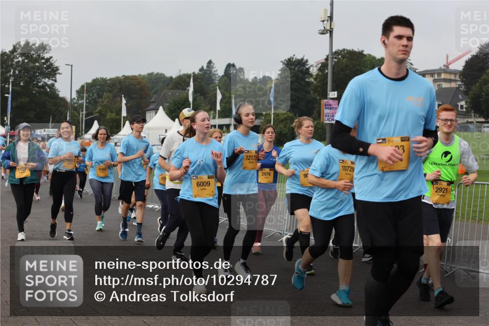 13.09.2026 - Kiel Lauf Andreas Tolksdorf http://msf.ph/oto/10294787 13.09.2026 09:27:59 Kiellinie 0353, 1499, 4365, 52, 39, 6009, 12173, 2976, 90, 10729, 38, 3, 11, 2921 meine-sportfotos.de