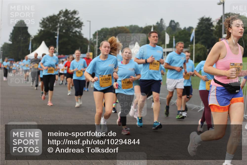 13.09.2026 - Kiel Lauf Andreas Tolksdorf http://msf.ph/oto/10294844 13.09.2026 09:28:05 Kiellinie 11859, 1186, 11862, 1, 38, 76 meine-sportfotos.de