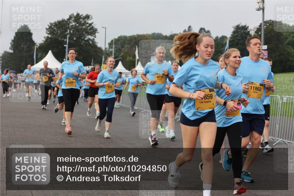 13.09.2026 - Kiel Lauf Andreas Tolksdorf http://msf.ph/oto/10294850 13.09.2026 09:28:06 Kiellinie 9384, 830, 9219, 38, 859, 38, 11862 meine-sportfotos.de