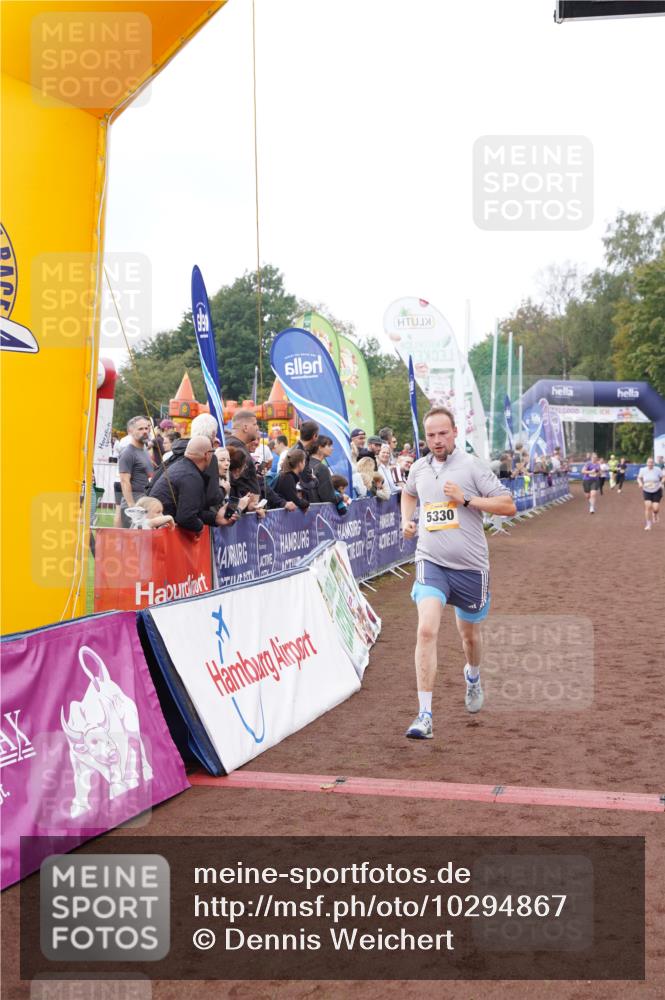 13.09.2026 - Airport Race Dennis Weichert http://msf.ph/oto/10294867 13.09.2026 10:32:21 Ziel 4053, 5072, 5330, 5394, 5395 meine-sportfotos.de