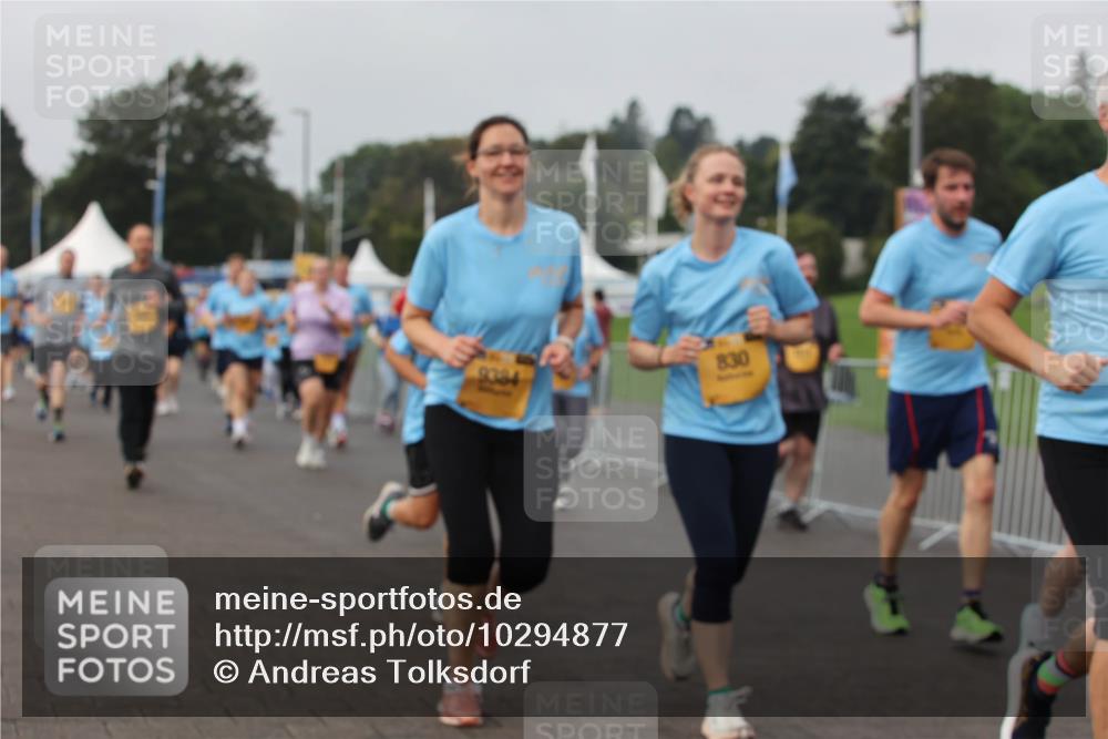 13.09.2026 - Kiel Lauf Andreas Tolksdorf http://msf.ph/oto/10294877 13.09.2026 09:28:09 Kiellinie 9384, 830 meine-sportfotos.de