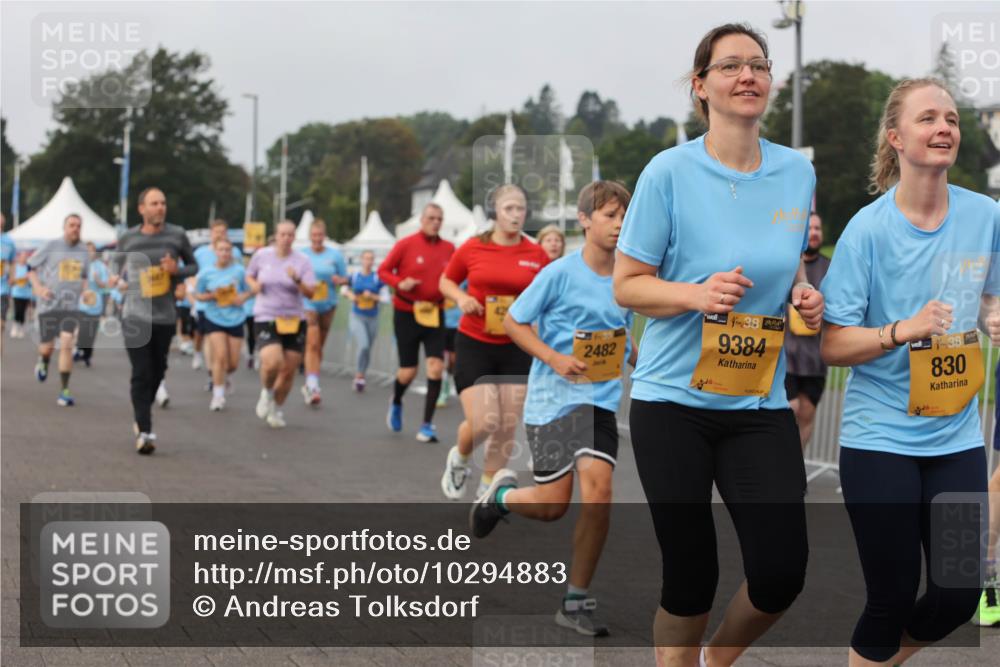 13.09.2026 - Kiel Lauf Andreas Tolksdorf http://msf.ph/oto/10294883 13.09.2026 09:28:10 Kiellinie 2482, 438, 9384, 38, 830 meine-sportfotos.de