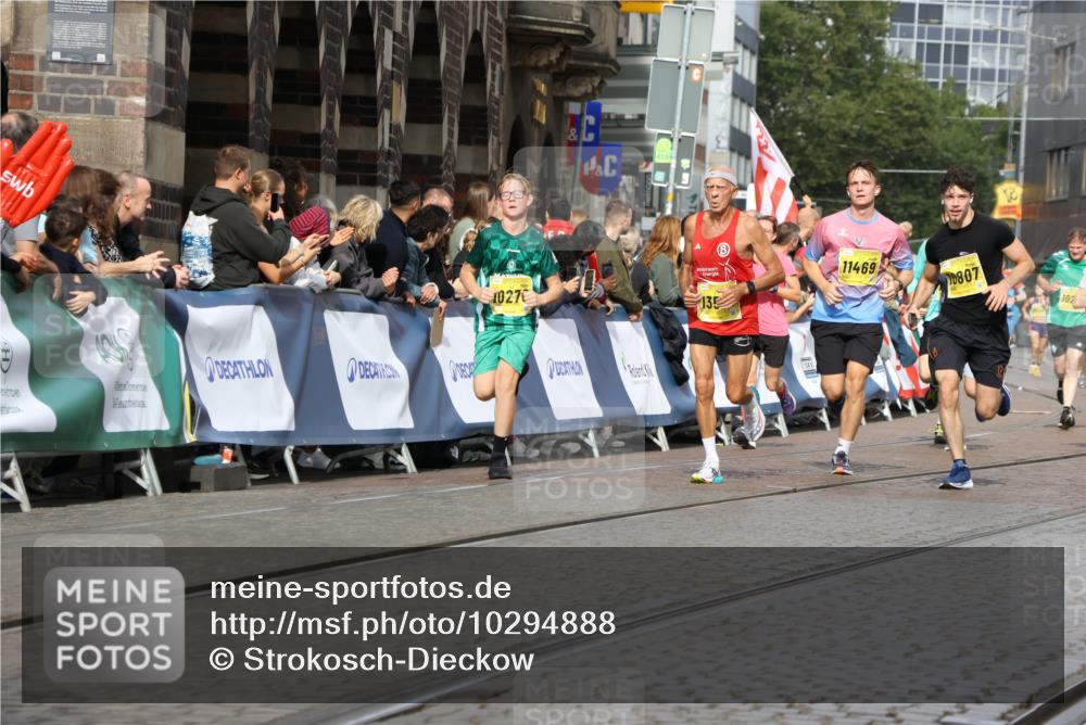 13.09.2026 - 21. swb-Marathon Bremen Strokosch-Dieckow http://msf.ph/oto/10294888 13.09.2026 10:47:37 Ziel 10189, 10310, 10319, 10744, 10898, 11187, 11269, 11462, 11650, 11651, 11814, 12048, 12195, 12298, 12415, 12470, 13528, 13545, 13589, 13613, 10172, 10210, 10393, 10592, 10860, 11018, 11634, 11809, 11894, 12077, 12547, 12558 meine-sportfotos.de