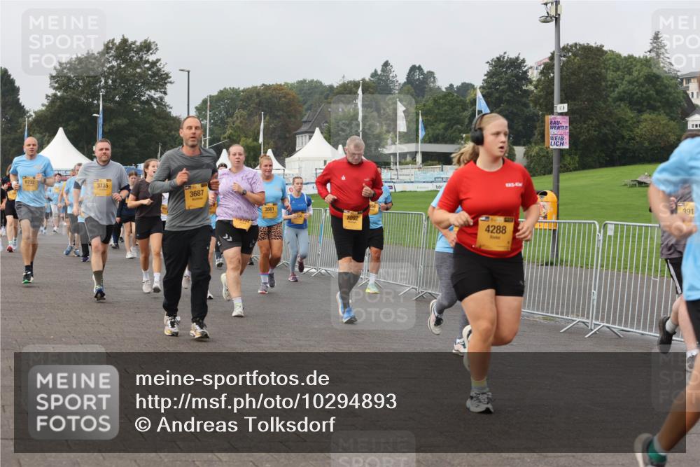 13.09.2026 - Kiel Lauf Andreas Tolksdorf http://msf.ph/oto/10294893 13.09.2026 09:28:11 Kiellinie 6732, 3735, 3753, 3687, 10092, 3561, 1092, 4288, 391 meine-sportfotos.de