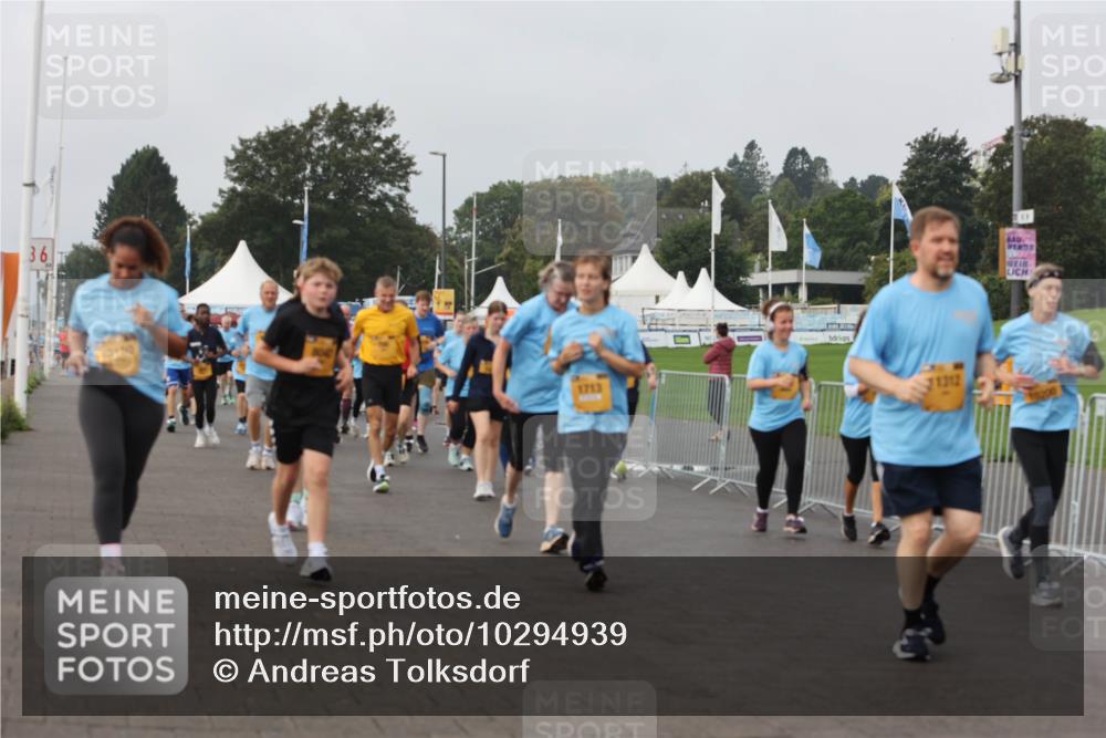 13.09.2026 - Kiel Lauf Andreas Tolksdorf http://msf.ph/oto/10294939 13.09.2026 09:28:16 Kiellinie 36, 1015, 1713 meine-sportfotos.de