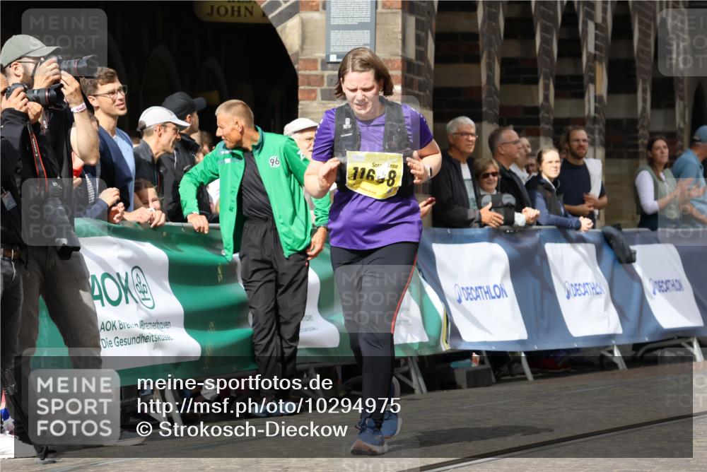 13.09.2026 - 21. swb-Marathon Bremen Strokosch-Dieckow http://msf.ph/oto/10294975 13.09.2026 11:22:14 Ziel 11639, 12157, 12211, 10710, 10968, 11423, 11579, 12444 meine-sportfotos.de
