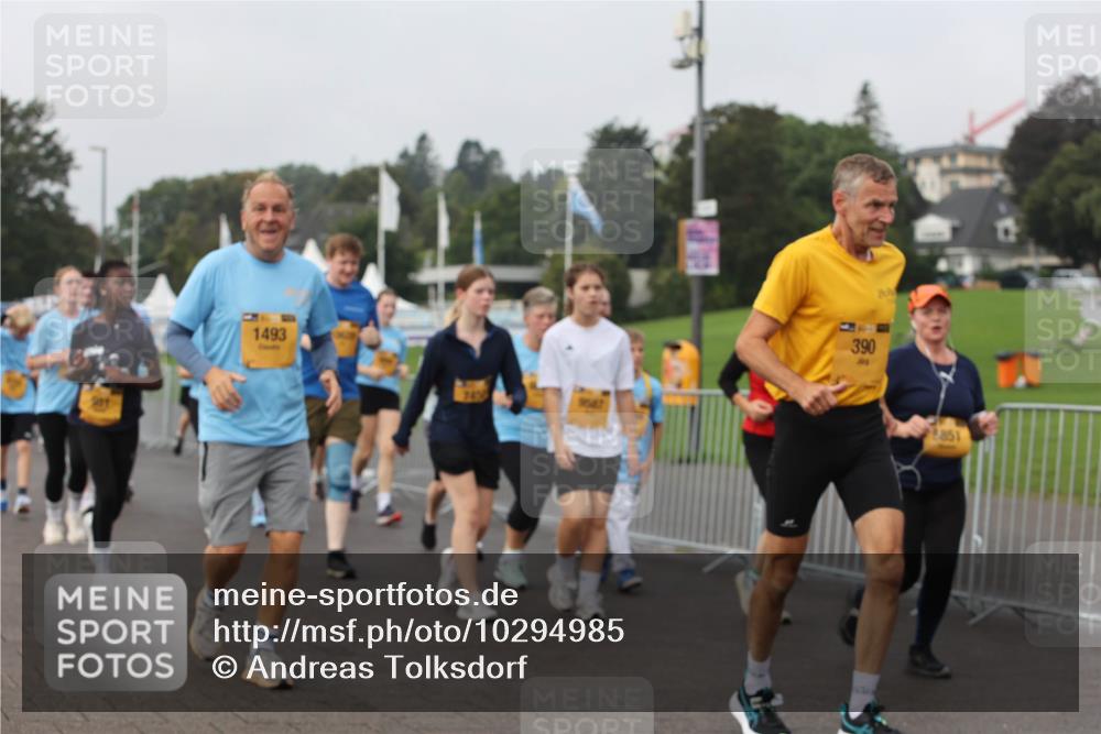 13.09.2026 - Kiel Lauf Andreas Tolksdorf http://msf.ph/oto/10294985 13.09.2026 09:28:20 Kiellinie 1493, 7476, 390, 851 meine-sportfotos.de