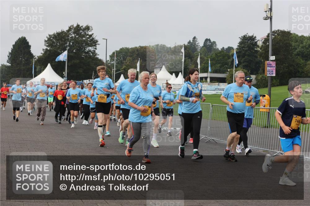 13.09.2026 - Kiel Lauf Andreas Tolksdorf http://msf.ph/oto/10295051 13.09.2026 09:28:29 Kiellinie 1852, 1354, 2241, 8585, 10159, 744 meine-sportfotos.de