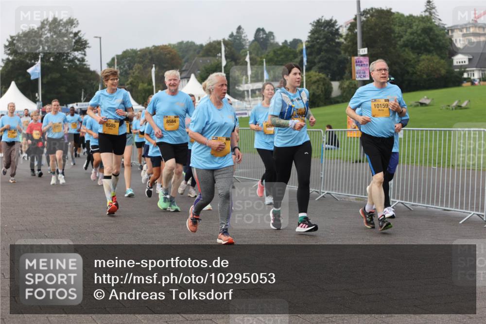 13.09.2026 - Kiel Lauf Andreas Tolksdorf http://msf.ph/oto/10295053 13.09.2026 09:28:30 Kiellinie 8585, 8584, 15, 39, 10159 meine-sportfotos.de