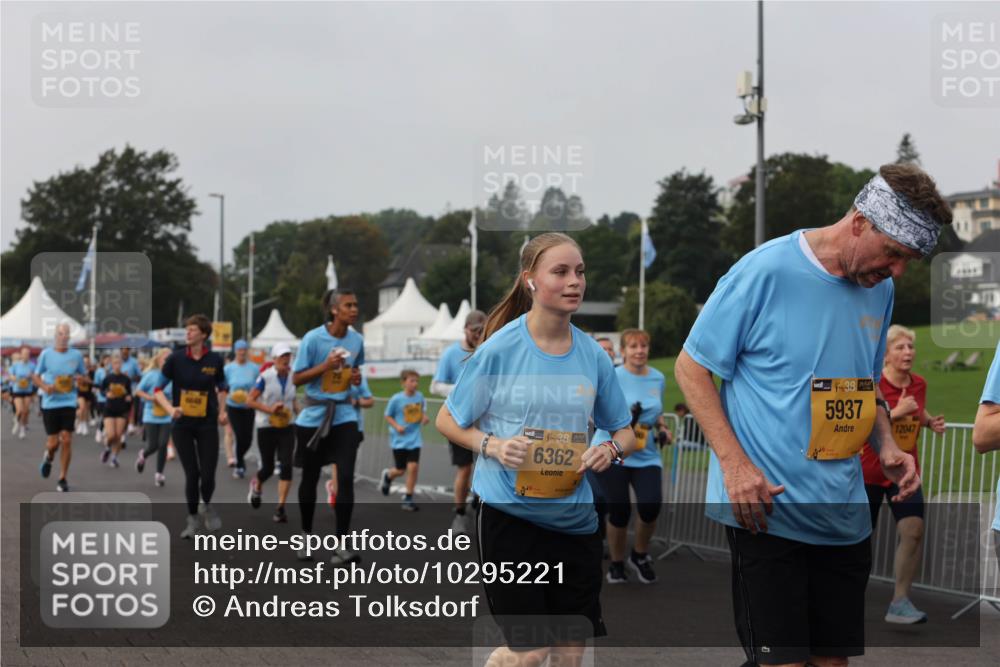 13.09.2026 - Kiel Lauf Andreas Tolksdorf http://msf.ph/oto/10295221 13.09.2026 09:28:49 Kiellinie 38, 6362, 38, 5937, 12047 meine-sportfotos.de