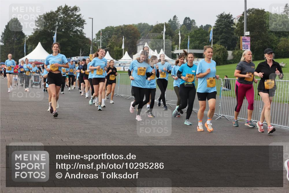 13.09.2026 - Kiel Lauf Andreas Tolksdorf http://msf.ph/oto/10295286 13.09.2026 09:28:57 Kiellinie 4335, 4711, 11873, 12560, 9550, 3838, 5518, 221, 8992 meine-sportfotos.de