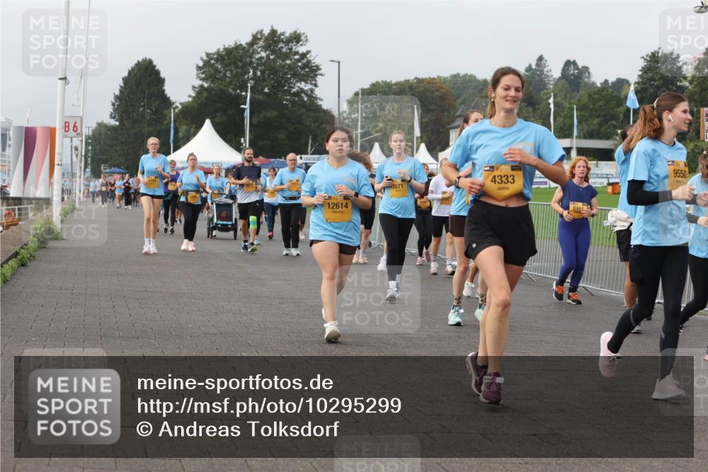 13.09.2026 - Kiel Lauf Andreas Tolksdorf http://msf.ph/oto/10295299 13.09.2026 09:28:59 Kiellinie 6, 12614, 4333, 3571, 9550 meine-sportfotos.de