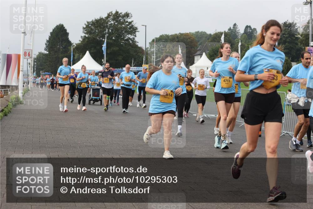 13.09.2026 - Kiel Lauf Andreas Tolksdorf http://msf.ph/oto/10295303 13.09.2026 09:29:00 Kiellinie 6, 614, 671, 4711 meine-sportfotos.de