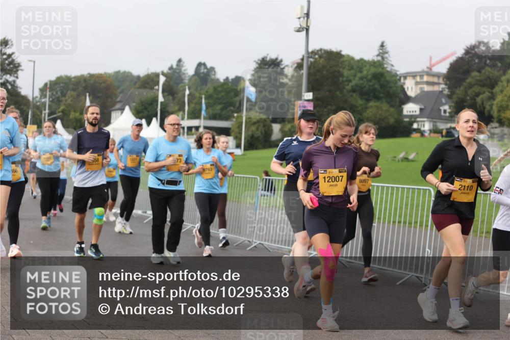 13.09.2026 - Kiel Lauf Andreas Tolksdorf http://msf.ph/oto/10295338 13.09.2026 09:29:05 Kiellinie 366, 1227, 73, 9793, 38, 12007, 8097, 2110 meine-sportfotos.de