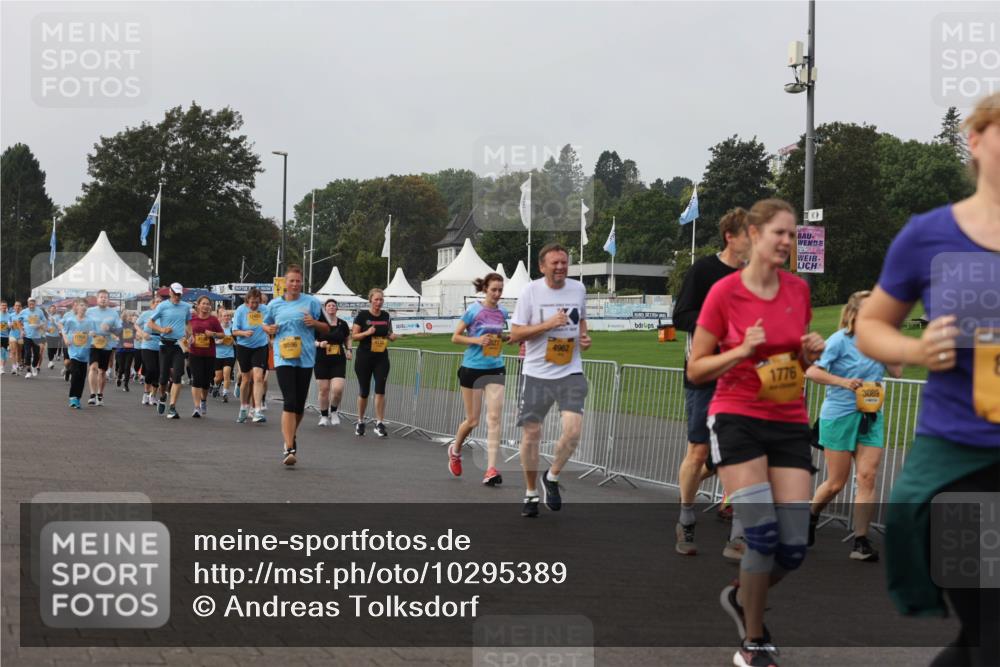 13.09.2026 - Kiel Lauf Andreas Tolksdorf http://msf.ph/oto/10295389 13.09.2026 09:29:11 Kiellinie 5596, 4962, 1776 meine-sportfotos.de