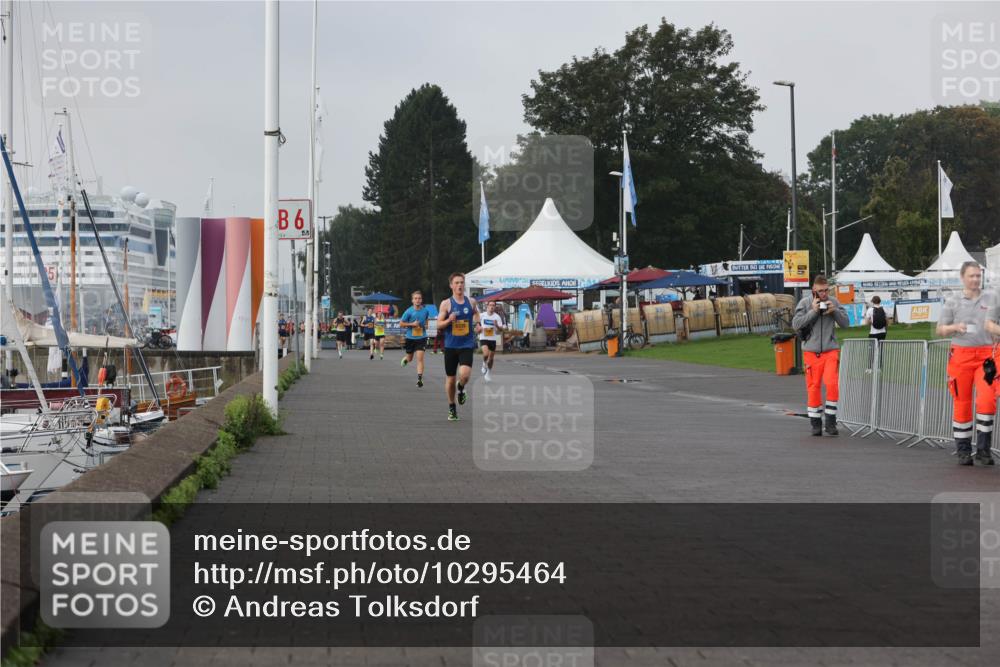 13.09.2026 - Kiel Lauf Andreas Tolksdorf http://msf.ph/oto/10295464 13.09.2026 09:20:46 Kiellinie 6 meine-sportfotos.de