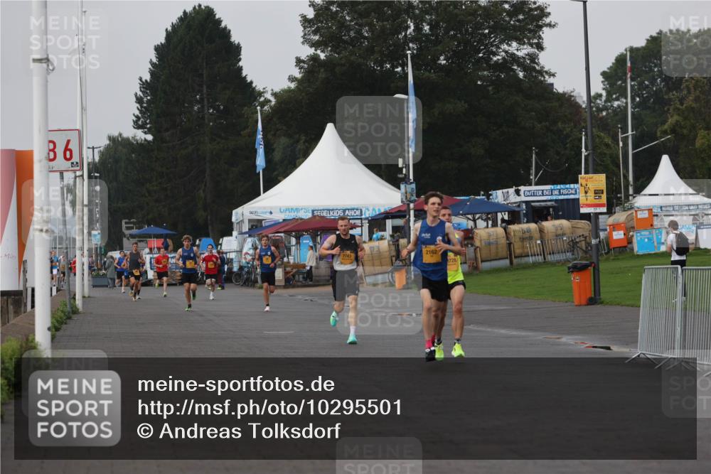 13.09.2026 - Kiel Lauf Andreas Tolksdorf http://msf.ph/oto/10295501 13.09.2026 09:21:00 Kiellinie 86, 2162, 7743, 728 meine-sportfotos.de